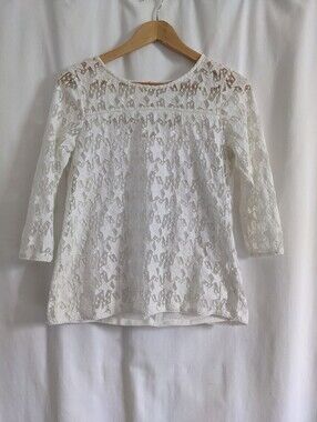 Ladies Fat Face Ivory Star Pattern Lace Layer Top Size 6 Button Back Casual